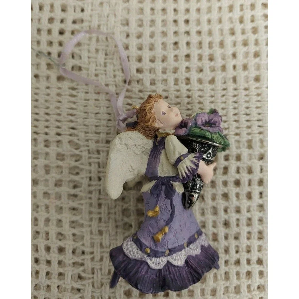 Vintage Hallmark Keepsake Pansy‎ Angel Ornament 1997 Original Box